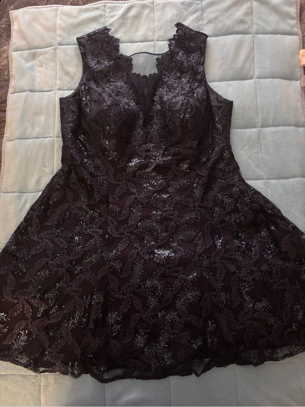Morgan & Co. Navy Sequin Lace A-Line Prom Dress